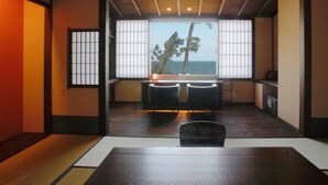 セーフティボックス (室内)、WiFi (無料)