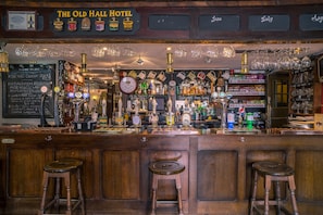 Bar (in der Unterkunft)