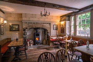 Bar (en la propiedad)