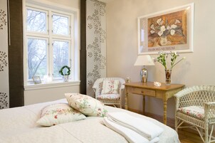 Decoración personalizada, muebles diferentes y wifi gratis 