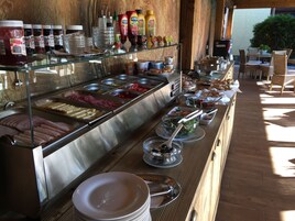 Daily buffet breakfast for a fee