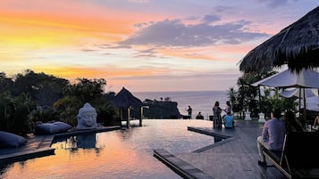2 outdoor pools, pool umbrellas, sun loungers