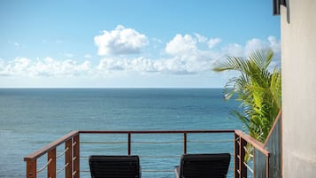 Premium Ocean View Lodge | Beach/ocean view