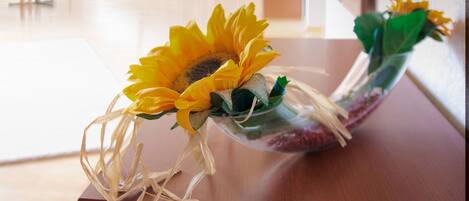 Suite, 1 Bedroom, Kitchen | Living area | TV