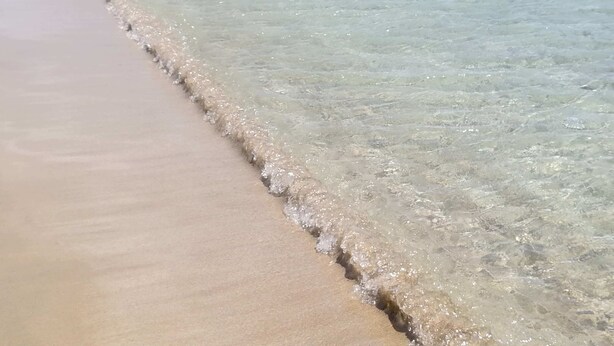 A beach with clear shallow water and a sandy shore. - Ktima Grammeno (Kantanos-Selino)
