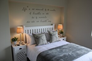 3 habitaciones, ropa de cama de alta calidad y wifi gratis 