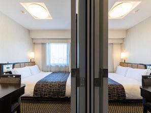 Premium bedding, down comforters, desk, laptop workspace - APA Hotel Namba Ekihigashi (Osaka)