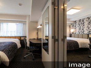 Chambre, 2 lits doubles, non-fumeurs (Connecting Room) | 1 chambre, literie de qualité supérieure, couette en duvet d'oie, bureau