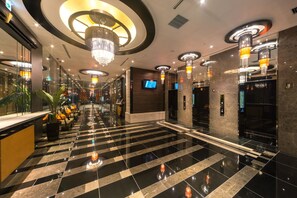 Lobby - APA Hotel Namba Ekihigashi (Osaka)