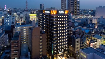 Front of property – evening/night