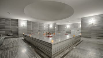 桑拿、熱水浴缸、蒸氣室、土耳其浴、身體療程、體膜護理