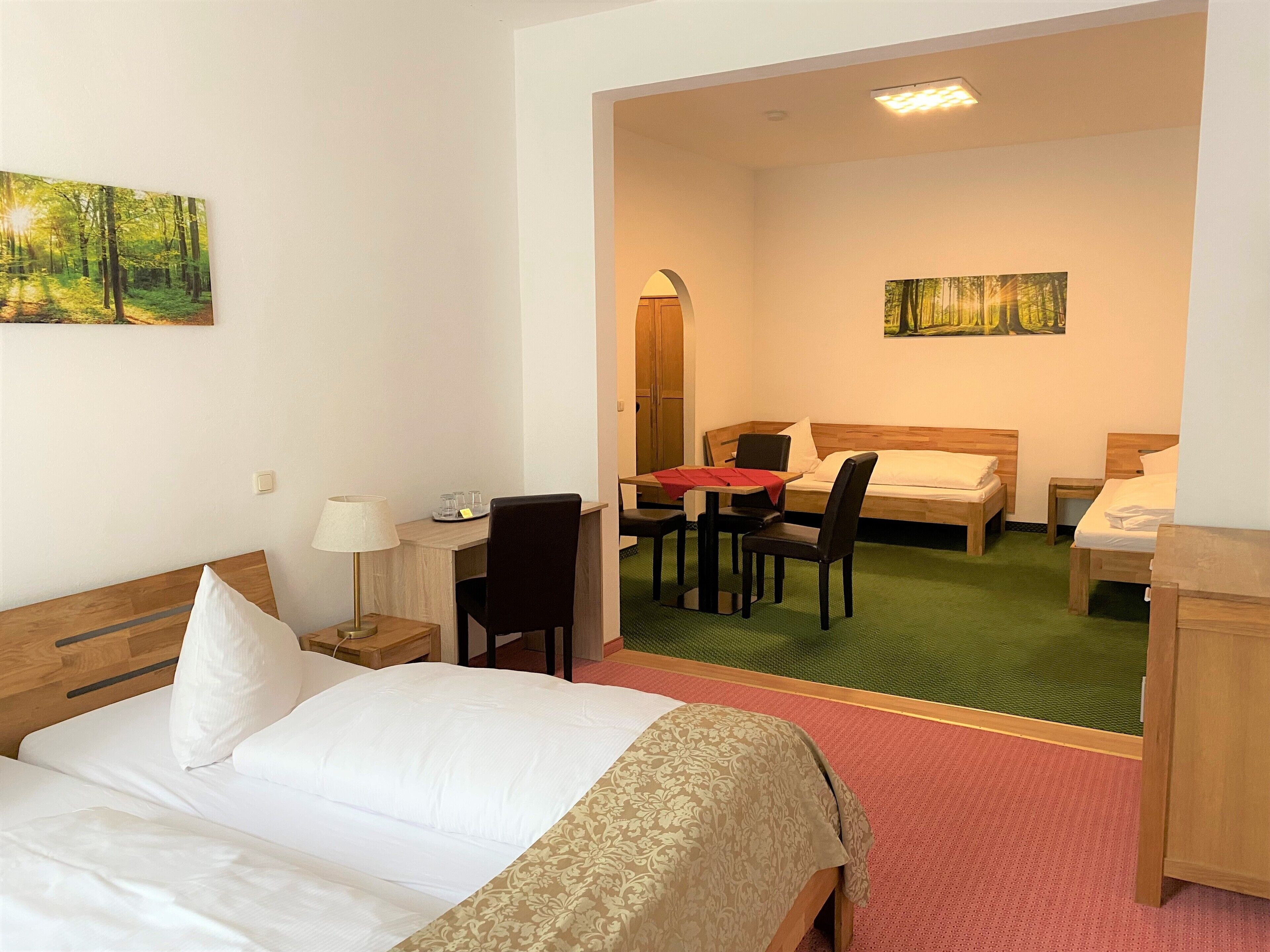 standard quadruple room | hypo-allergenic bedding, desk, iron/ironing board, free cots/infant beds