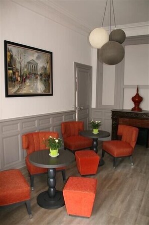 Lobby lounge - La Maison Normande (Trouville-sur-Mer)