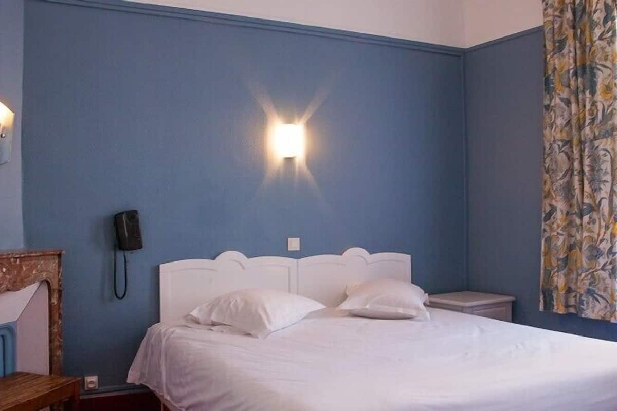 Habitación familiar | Escritorio, cunas, camas extra y wifi gratis