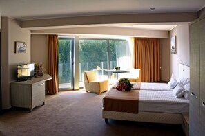 Deluxe Double or Twin Room, Balcony, River View