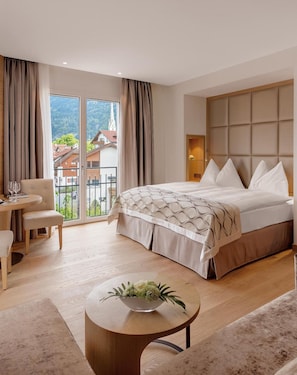 Deluxe Double Room | Premium bedding, in-room safe, soundproofing, cribs (surcharge) - Hotel Alte Post (Bonaduz)