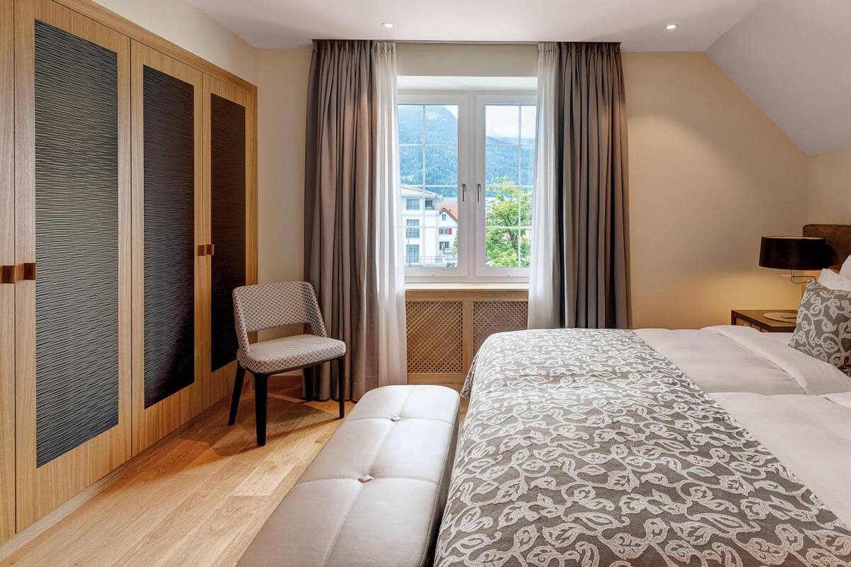 Apartamento premium | Roupas de cama premium, cofres nos quartos, escrivaninha