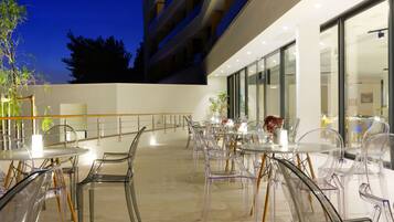 Breakfast, lunch, dinner served; local cuisine