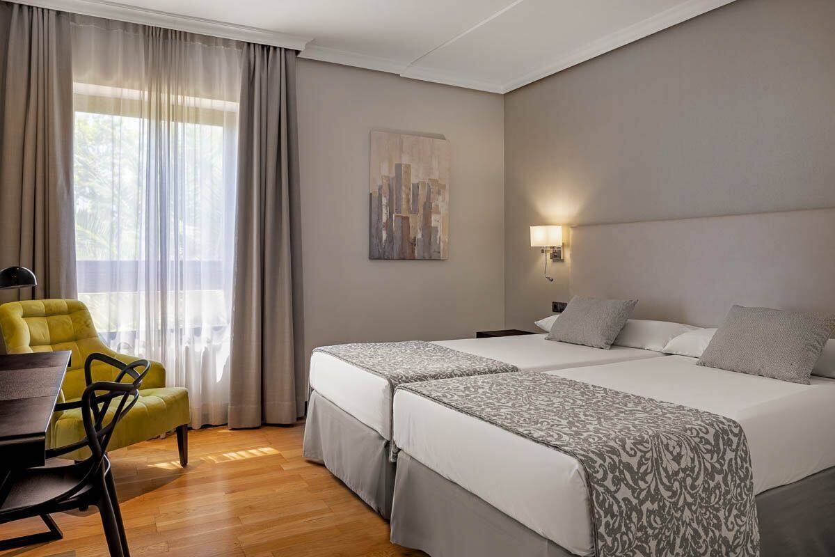 Down duvets, memory-foam beds, minibar, in-room safe