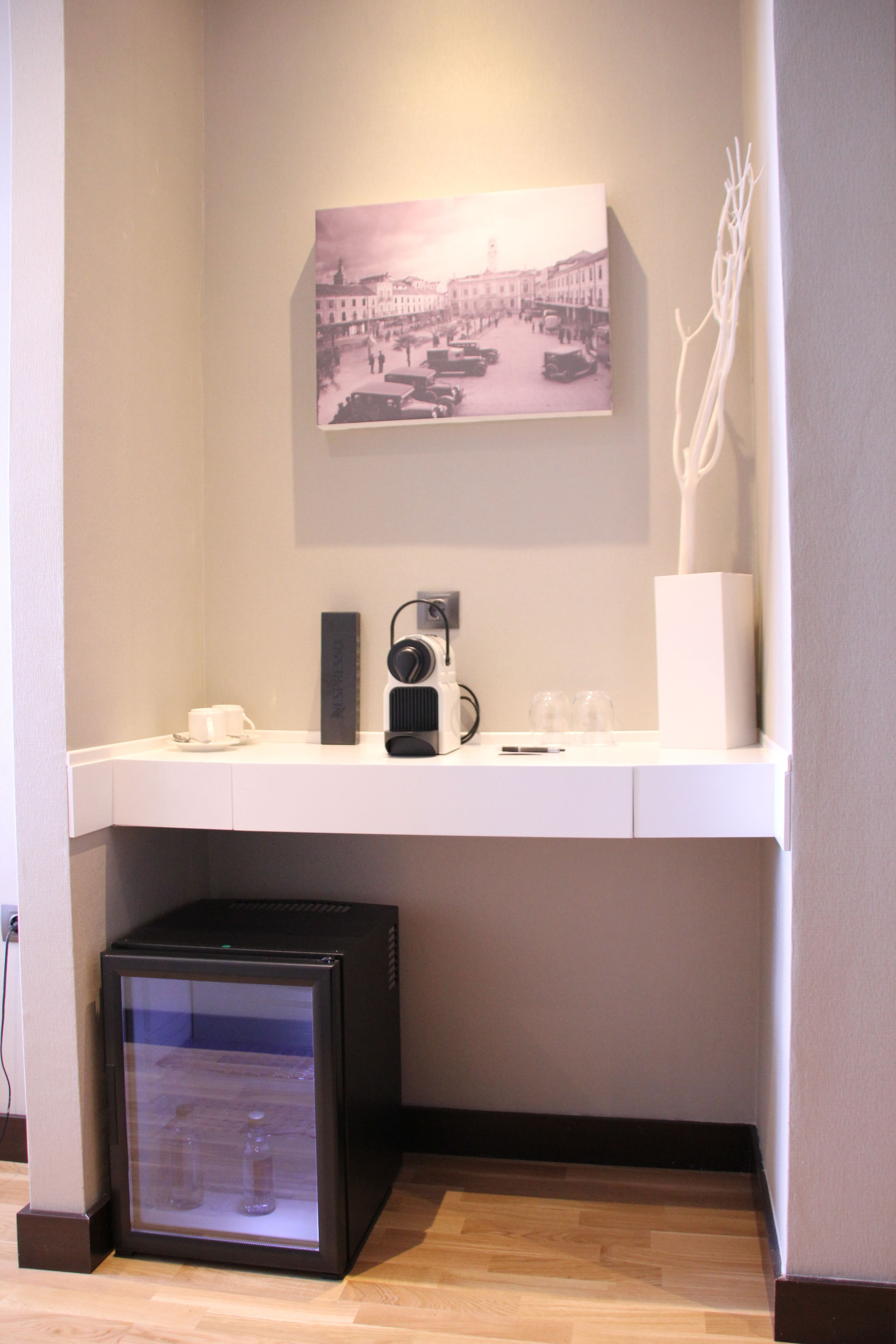 junior suite (living room) | down duvets, memory-foam beds, minibar, in-room safe