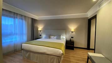 Πουπουλένια παπλώματα, κρεβάτια memory foam, μίνι μπαρ