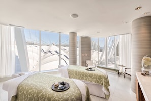 Couples treatment rooms, steam room, body treatments, body scrubs