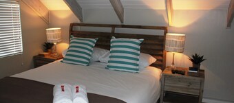 6 Sea Diamond Self catering