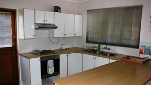 Maison Confort, 3 chambres | Cuisine privée
