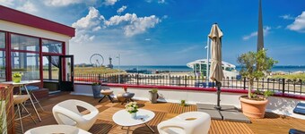 斯海弗宁恩海滩酒店