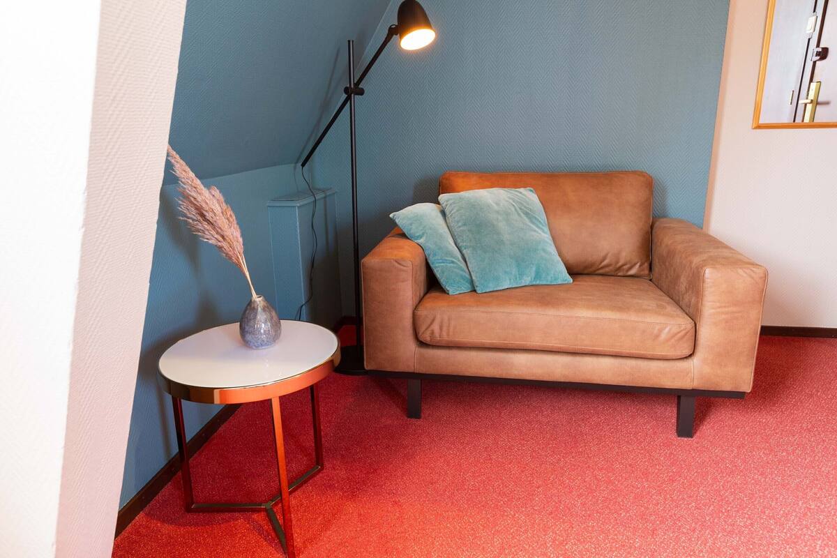 standard twin room | 1 bedroom, desk, free wifi, bed sheets