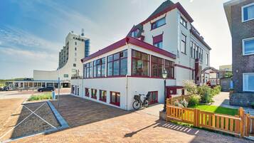 Mặt tiền nơi lưu trú