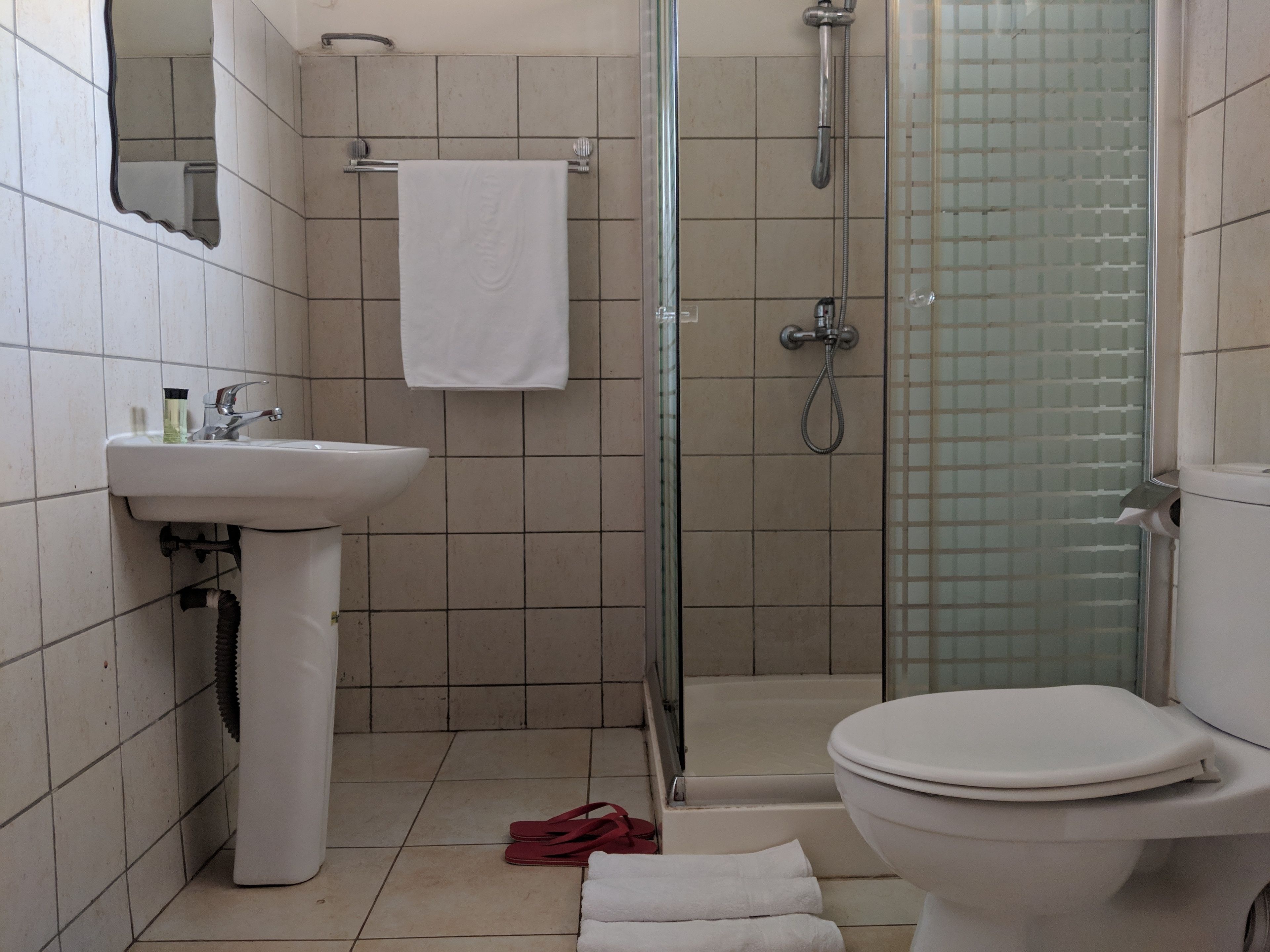 family suite, 2 bedrooms | bathroom | shower, free toiletries, slippers, towels
