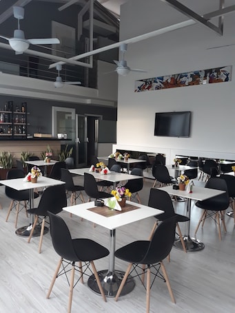 Desayuno bufé gratuito y diario