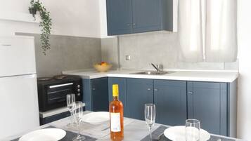 Family Apartment | In-room safe, free WiFi, bed sheets