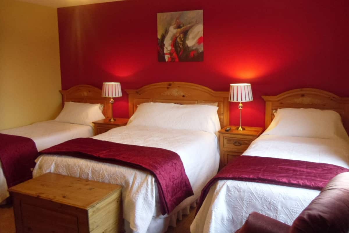 Familiekamer, en-suite badkamer | Gratis wifi, beddengoed