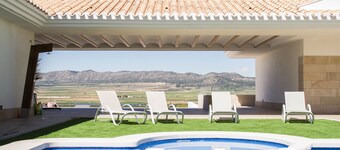 Casa Boquera Resort & Winery