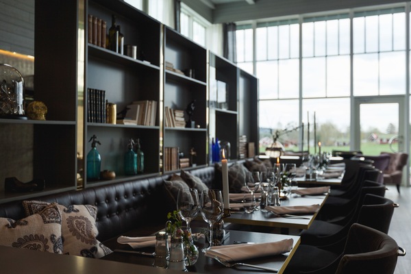 ๋งค์ผ ๋ทํ ๋ฌด๋ฃ ์์นจ ์์ฌ ํฌํจ