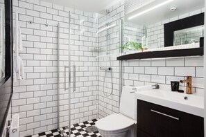 Eco-friendly toiletries, towels, toilet paper - BauerGården Gästgiveri & Konferens (Gränna)