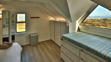 3 bedrooms, premium bedding, individually decorated
