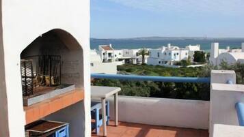 ลานระเบียง/นอกชาน