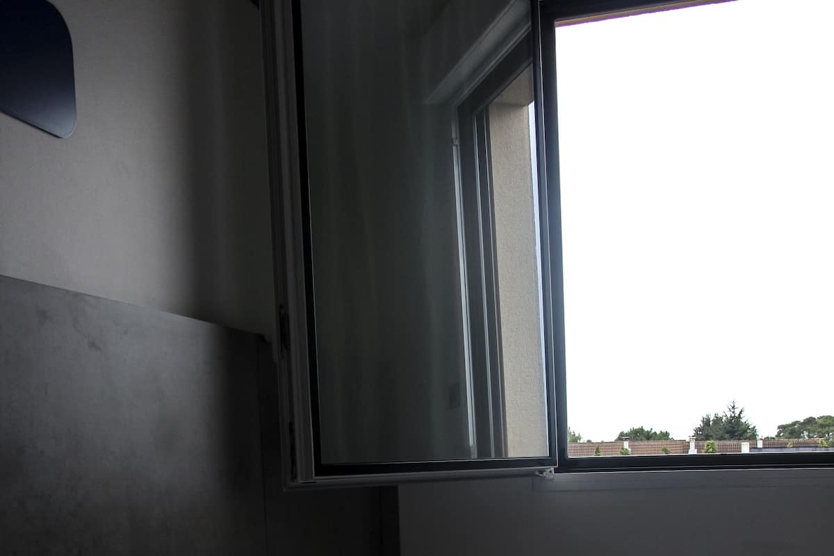 Comfort Room (+)