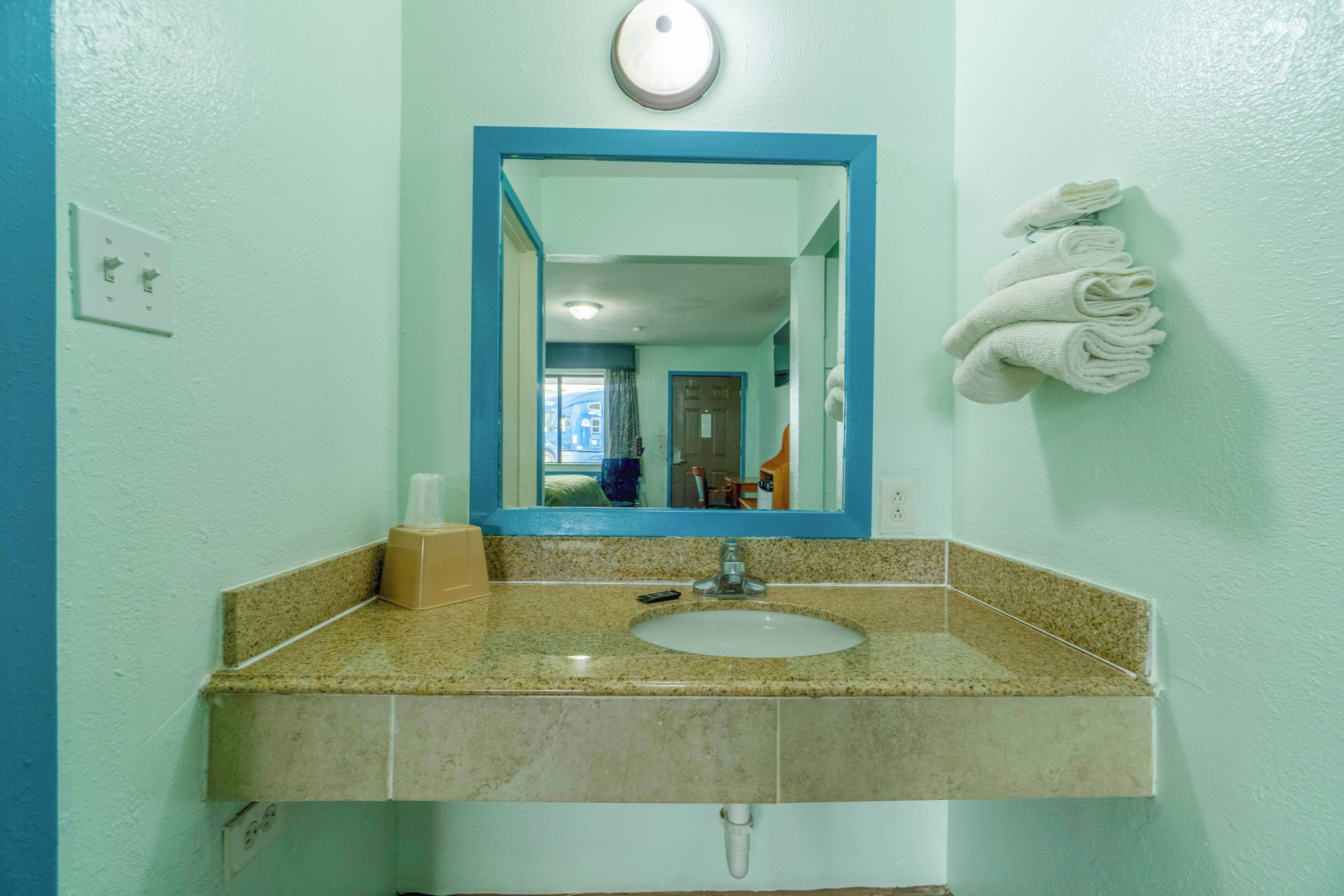 Toalettartikler (inkludert) og håndklær