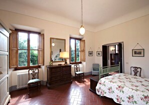 Villa, varias habitaciones | 7 dormitorios, tabla de planchar con plancha, cunas gratuitas