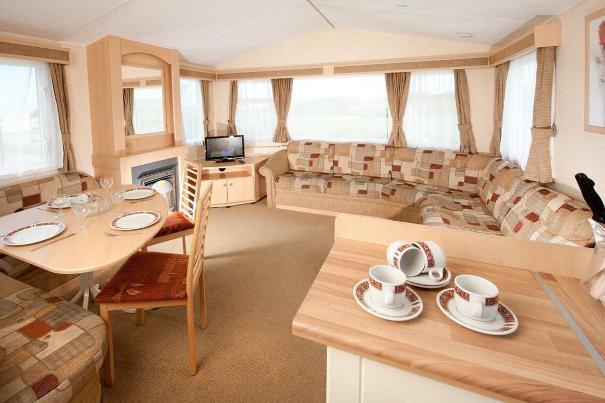 2 Bedroom Bronze Caravan | Living area