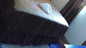 Unclassified image, 4 of 7, button - Hotel La Cupula San Rafael (Santa Cruz Verapaz)