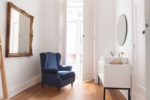 Master Suite Queen | Sängtillbehör av högsta kvalitet och Tempur-Pedic-madrasser