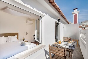 Superior Double Room with Balcony | Terrace/patio