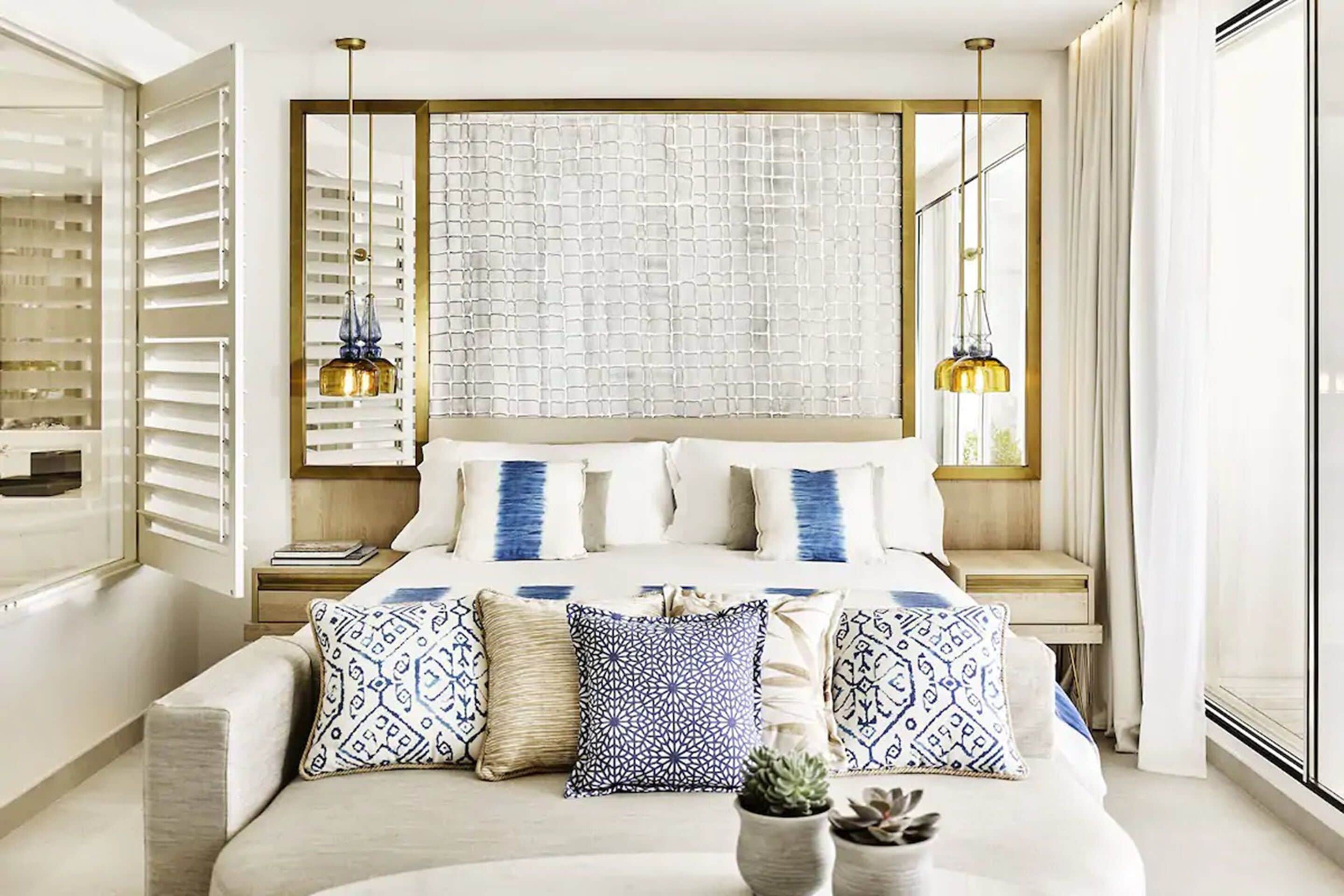 egyptian cotton sheets, premium bedding, minibar, in-room safe