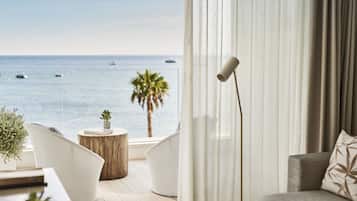 Junior Suite Sea View | Terraza o patio