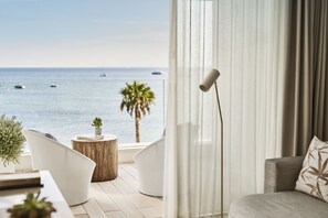 Junior Suite Sea View | Terraza o patio